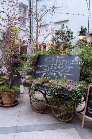 Floral Court in Covent Garden provides a quiet oasis while exploring London in 2 days.