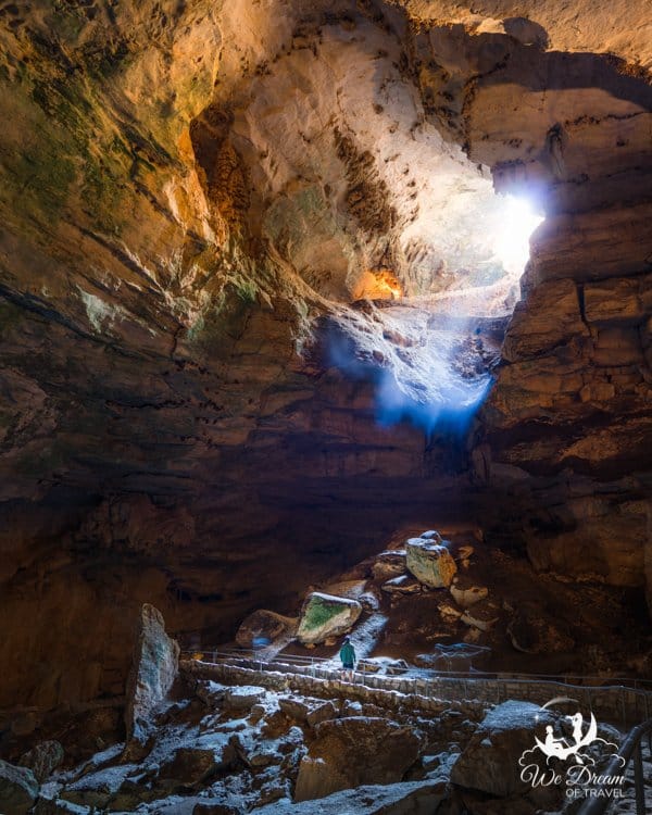 Exploring the caves at Carlsbad Caverns NP