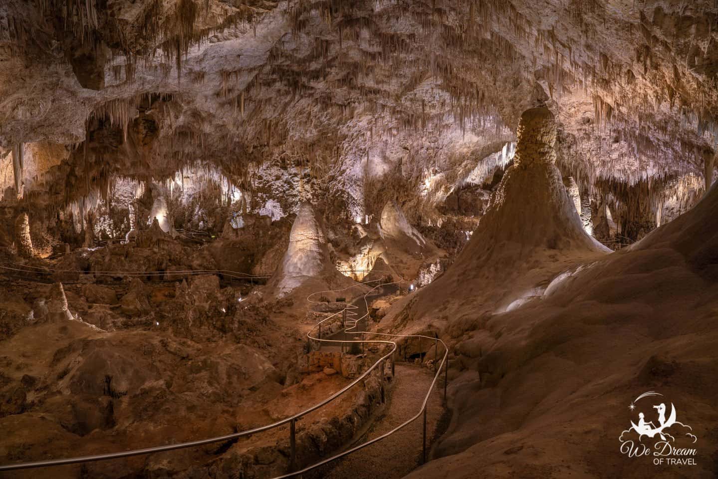 Trail through the Big Room Circuit Carlsbad Caverns