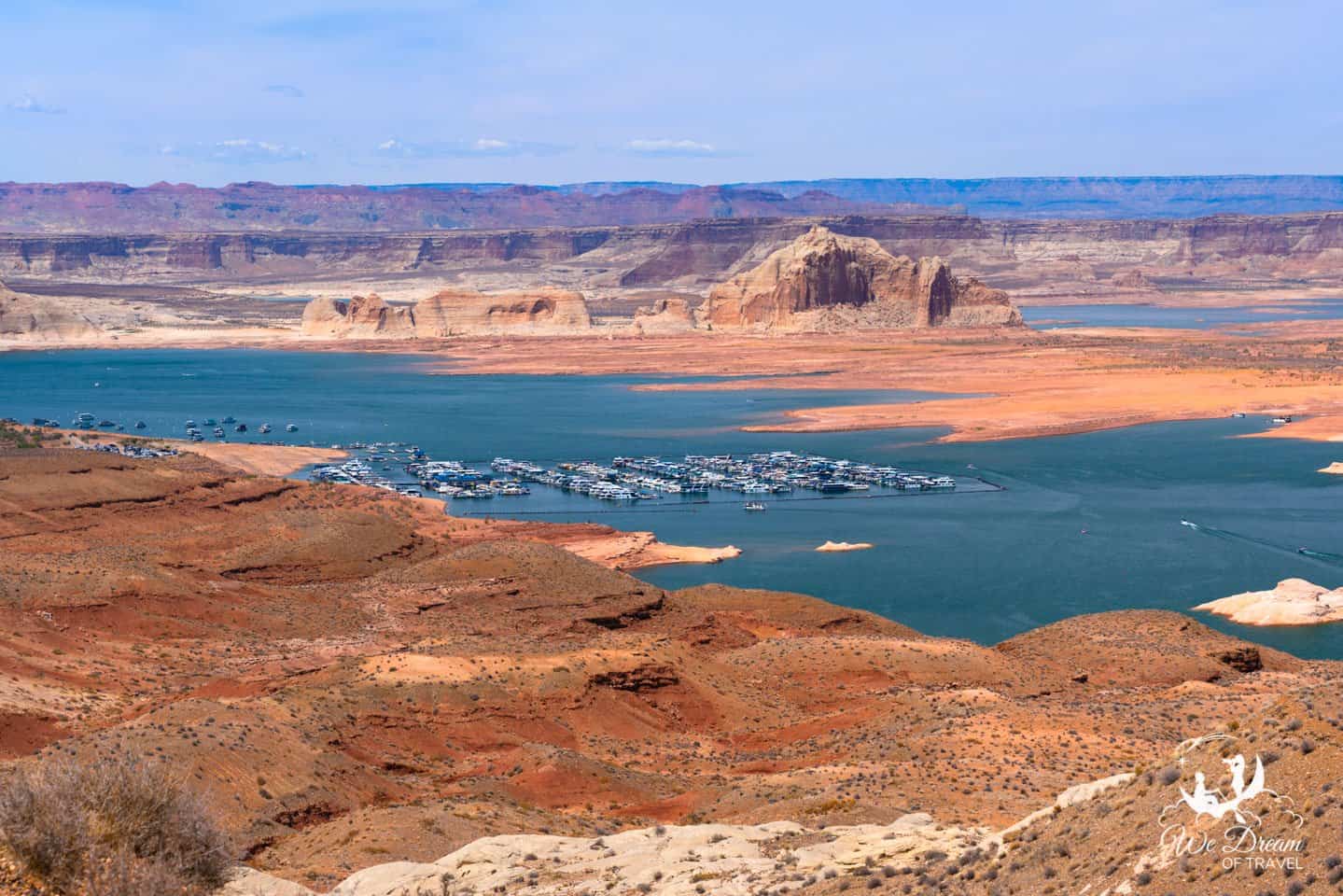 Landscape photography from the Wahweap Overlook in Glen Canyon Recreation Area outside of Page.