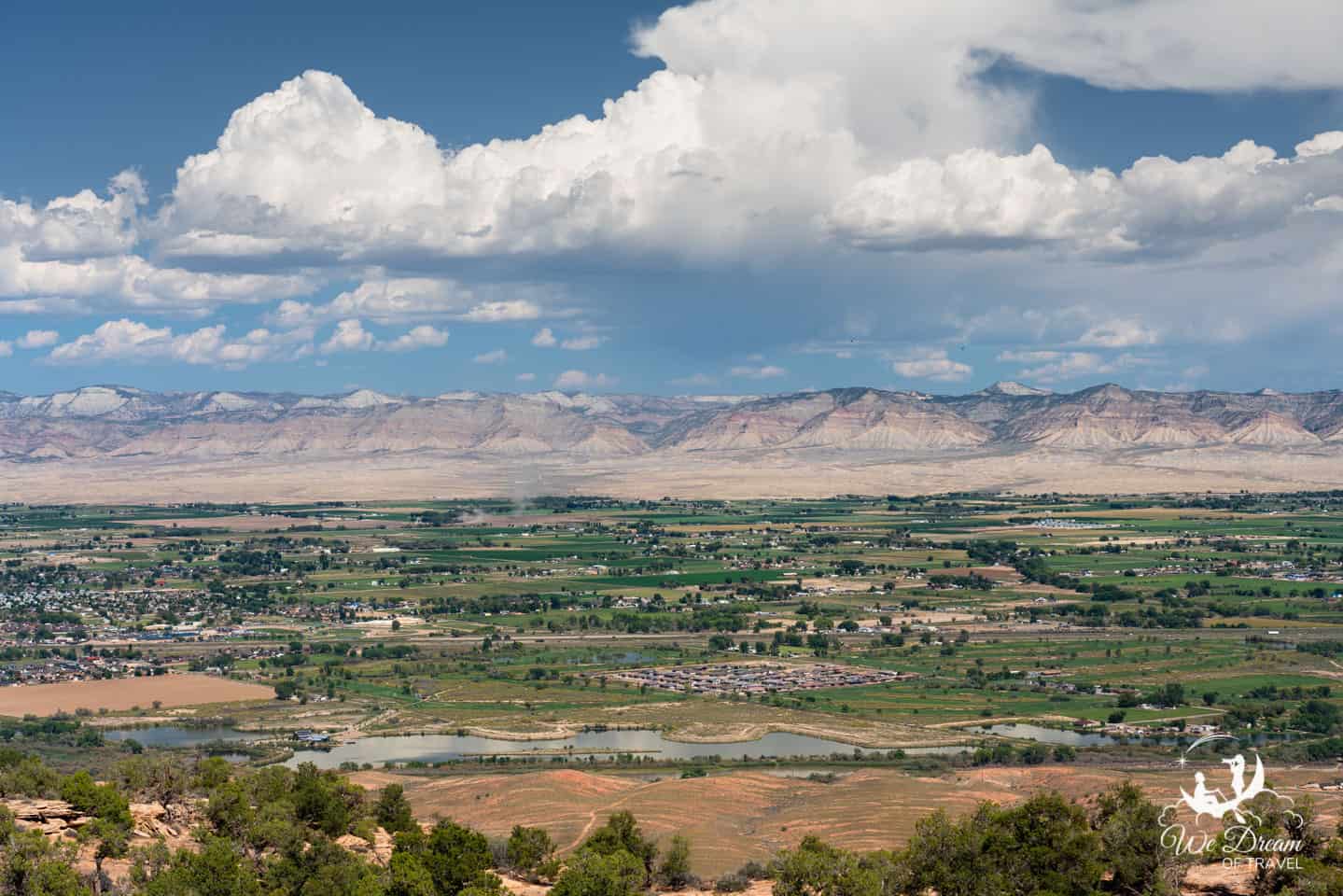 Views across Grand Valley from Distant View overlook in Colorado National Monument